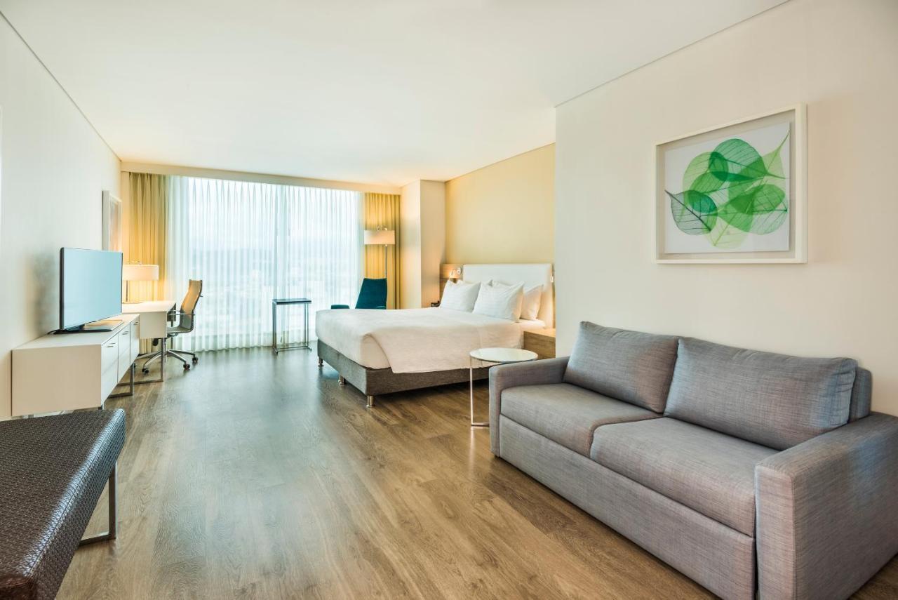 Junior King Suite